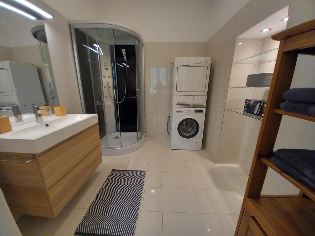 Pápa Korvin One Apartman מראה חיצוני תמונה